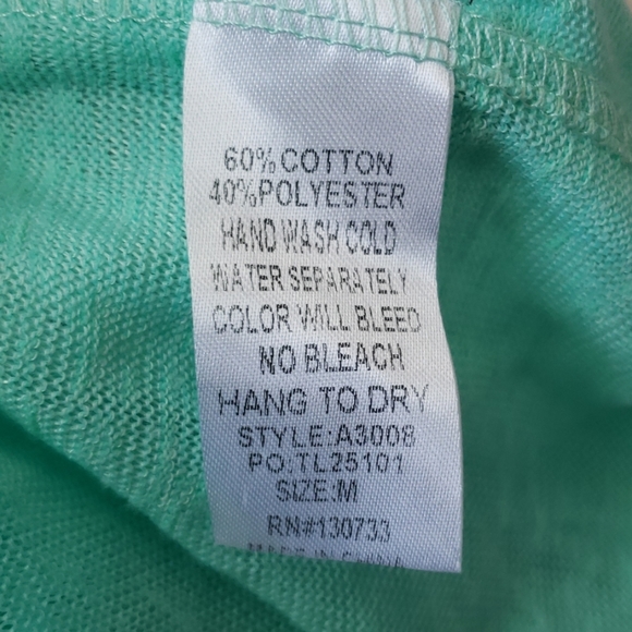 Umgee bellsleeve crochet lace blouse medium - Picture 6 of 7